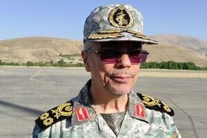 ارتش ایران قطعا توان مواجهه با جنگ ترکیبی دشمن را دارد