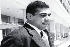 فدراسیون کشتی از تمبر جهان پهلوان تختی رونمایی کرد