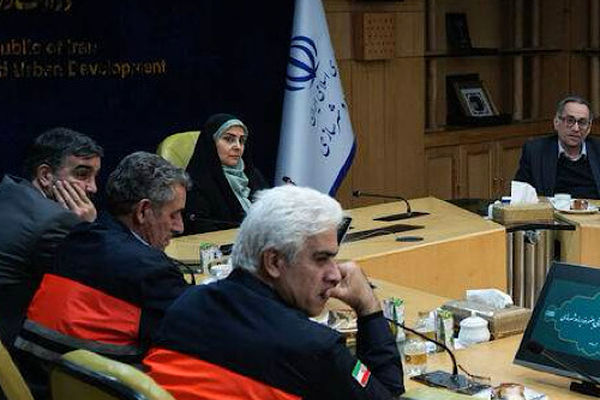 نشست اضطراری وزیر راه در پی هشدار قرمز بارش‌های سنگین در چهار استان