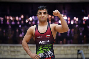 فینالیست شدن کشتی‌گیر مشهدی در مسابقات جهانی