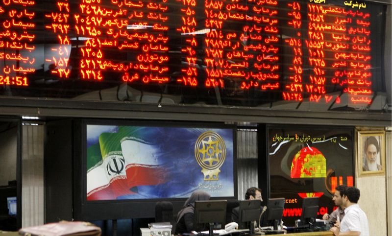 سقوط شاخص بورس به پله ۱۸۰ هزار واحدی