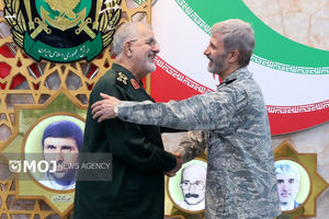 دیدار فرمانده کل سپاه با فرمانده کل ارتش