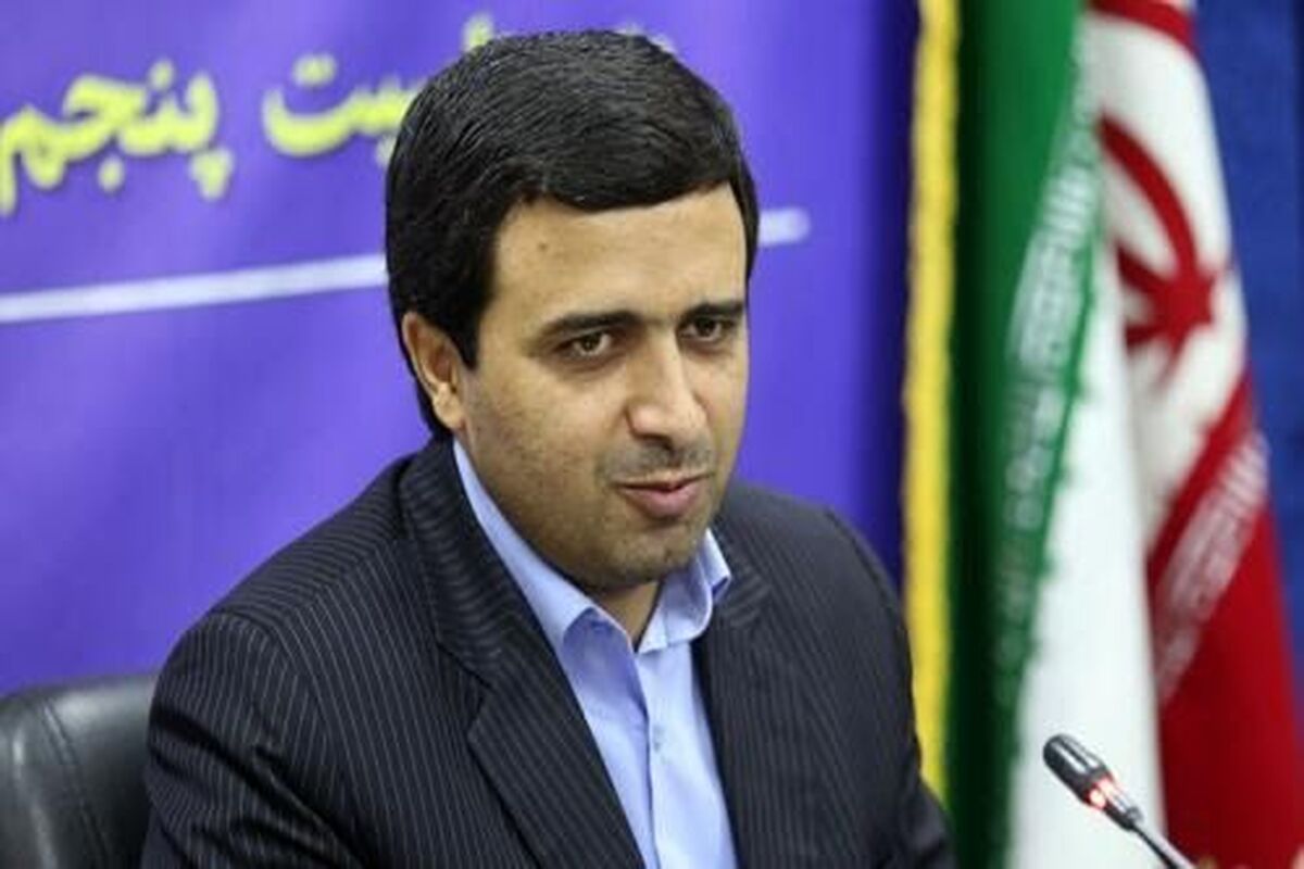 امین مقومی