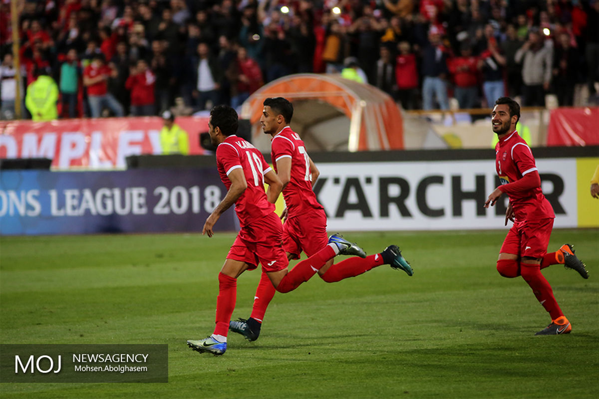 دیدار تیم های فوتبال پرسپولیس ایران و الوصل امارات