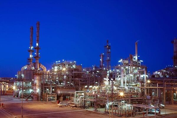 تدوین نظام‌نامه علمی «انتخاب لایسنسور در پروژه‌های پتروشیمی»