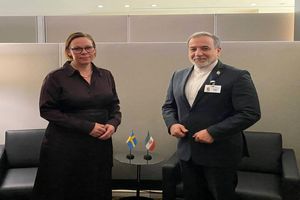 وزیران خارجه ایران و سوئد دیدار و گفتگو کردند