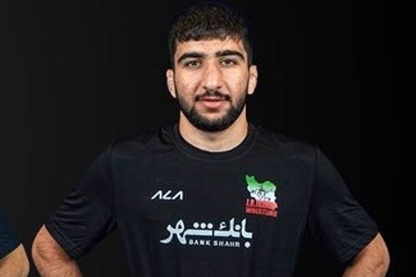 شکست دارنده چهار طلای جهان توسط فرنگی‌کار ۱۸ ساله ایران