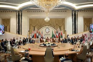 نشست اضطراری سران عرب در مورد فلسطین آغاز شد