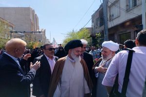 حضور گسترده مسلمانان در راهپیمایی روز قدس اعلام حمایت از مردم مظلوم فلسطین است