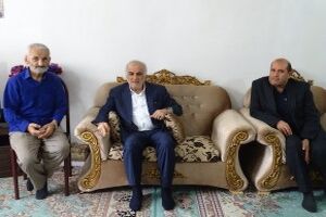 عیادت استاندار و مدیر کل بنیاد شهید مازندران از دو ایثارگر ساروی