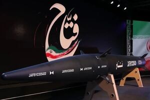 ایران قدرت نظامیش را به رخ دشمن می‌کشد
