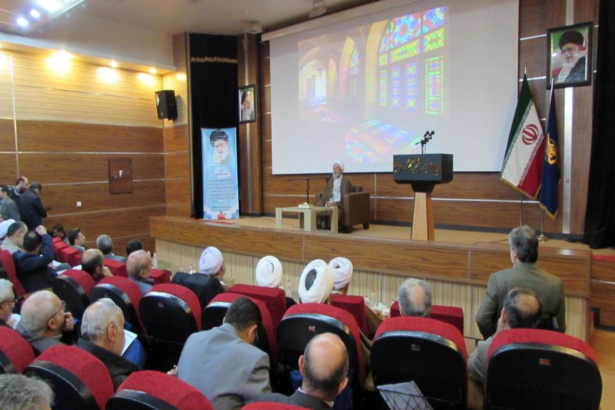 اجلاس منطقه ای استاد و مسجد