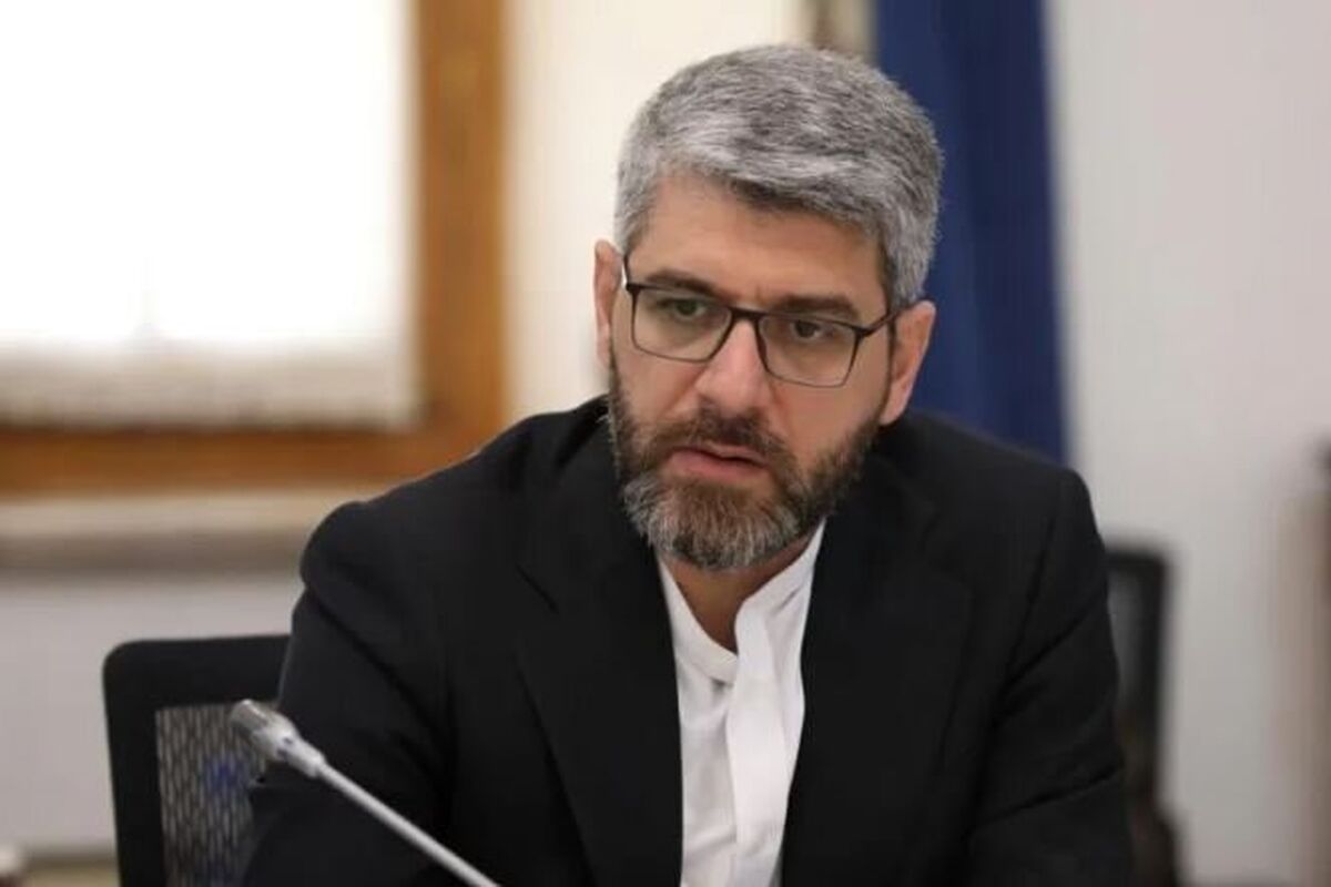 رئیس سازمان تنظیم مقررات و ارتباطات رادیویی 