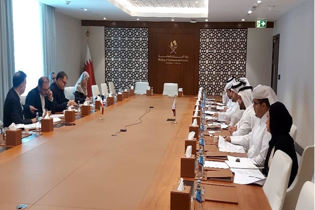 قطر.