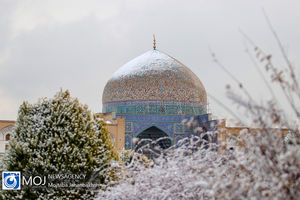اولین بارش برف زمستانی در اصفهان