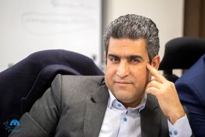 ساماندهی وانت بارها و دستفروشان سطح شهر با نگاه حمایتی انجام شود