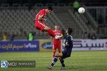 پخش زنده فوتبال پرسپولیس و پیکان از شبکه سه سیما 