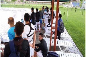 باران تمرین استقلال را به تعویق انداخت