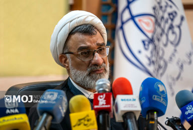 دبیر شورای عالی انقلاب فرهنگی از بررسی طرح «آزمون جامع» خبر داد