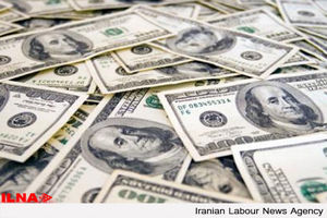 دلار آمریکا ۳۵۰۲ تومان / یورو اروپا ۳۹۲۴ تومان