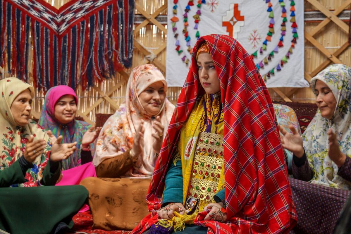 بازی نقاب ها