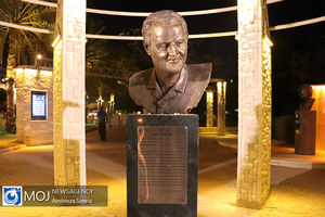 رونمایی از سردیس سردار سلیمانی در جزیره کیش