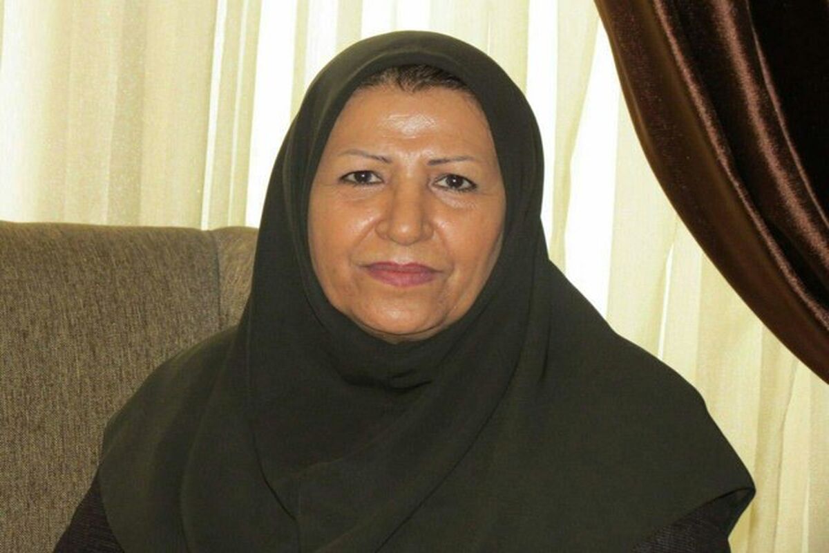 سیمین صداقت
