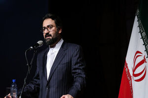 جشنواره هنرهای تجسمی فجر، اشکال فرخنده ای از گفتگوی فرهیختگان هنر است 