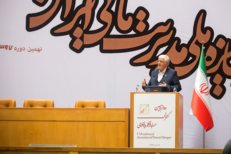 بانک پاسارگاد تندیس زرین جایزه ملی مدیریت مالی ایران را دریافت کرد