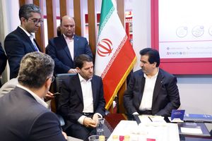 آمادگی بانک رفاه کارگران به منظور تامین مالی ارزی و ریالی طرح‌های توسعه‌ای صنعت پتروشیمی کشور