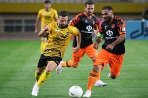 اولین سه امتیاز سپاهان با منتخب سرخابی! 
