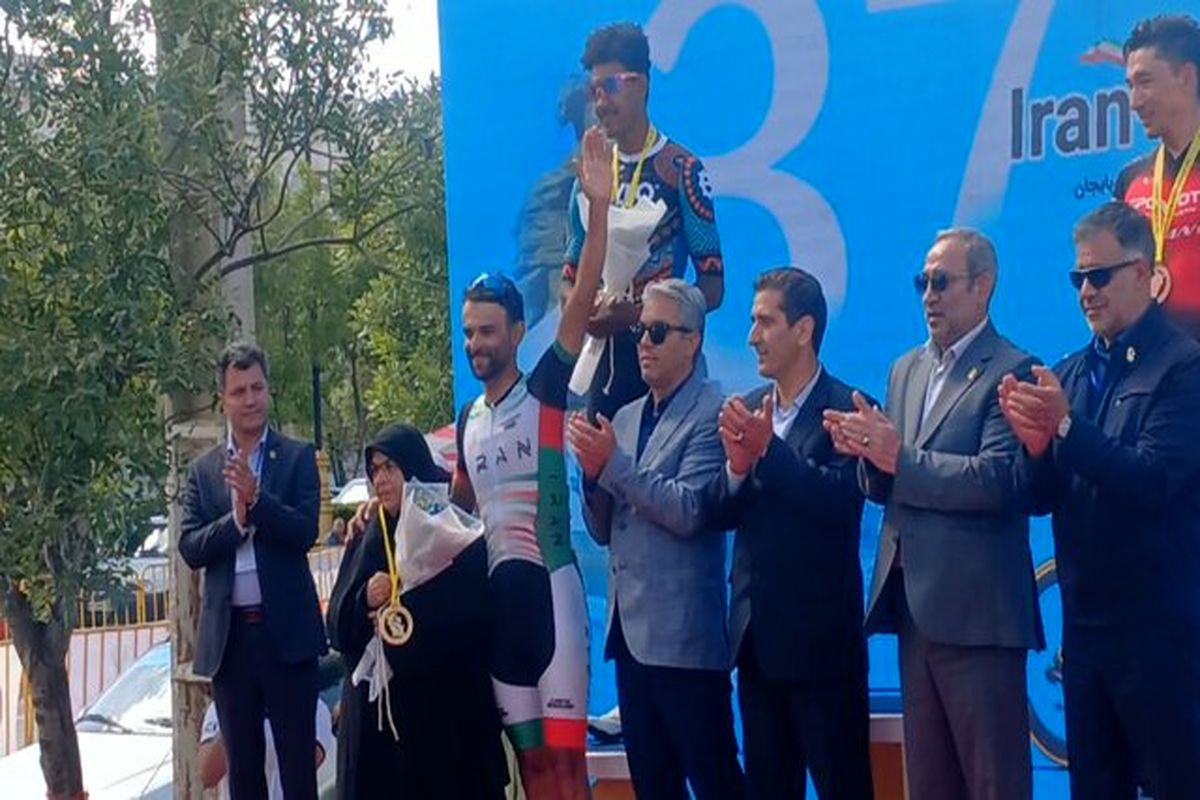 دوچرخه سوار تبریزی