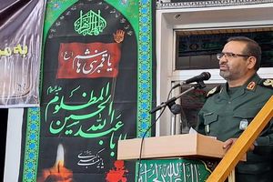 تقدیر از رانندگان ماشین آلات سنگین حامی رزمندگان در گروه پدافند هوایی ۱۰ محرم سپاه