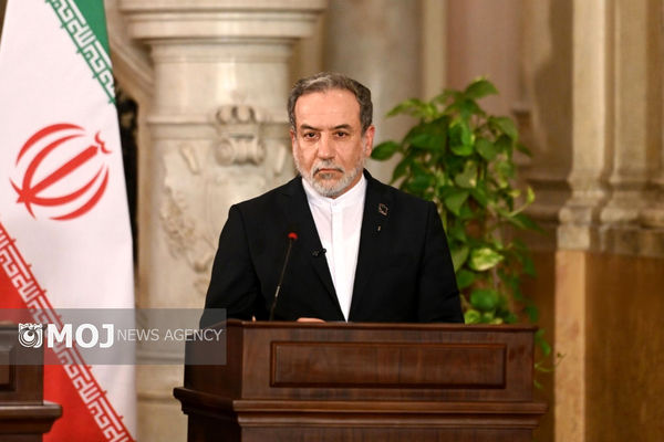 عراقچی با وزرای خارجه ترکیه و امارات درباره تحولات منطقه گفتگو کرد