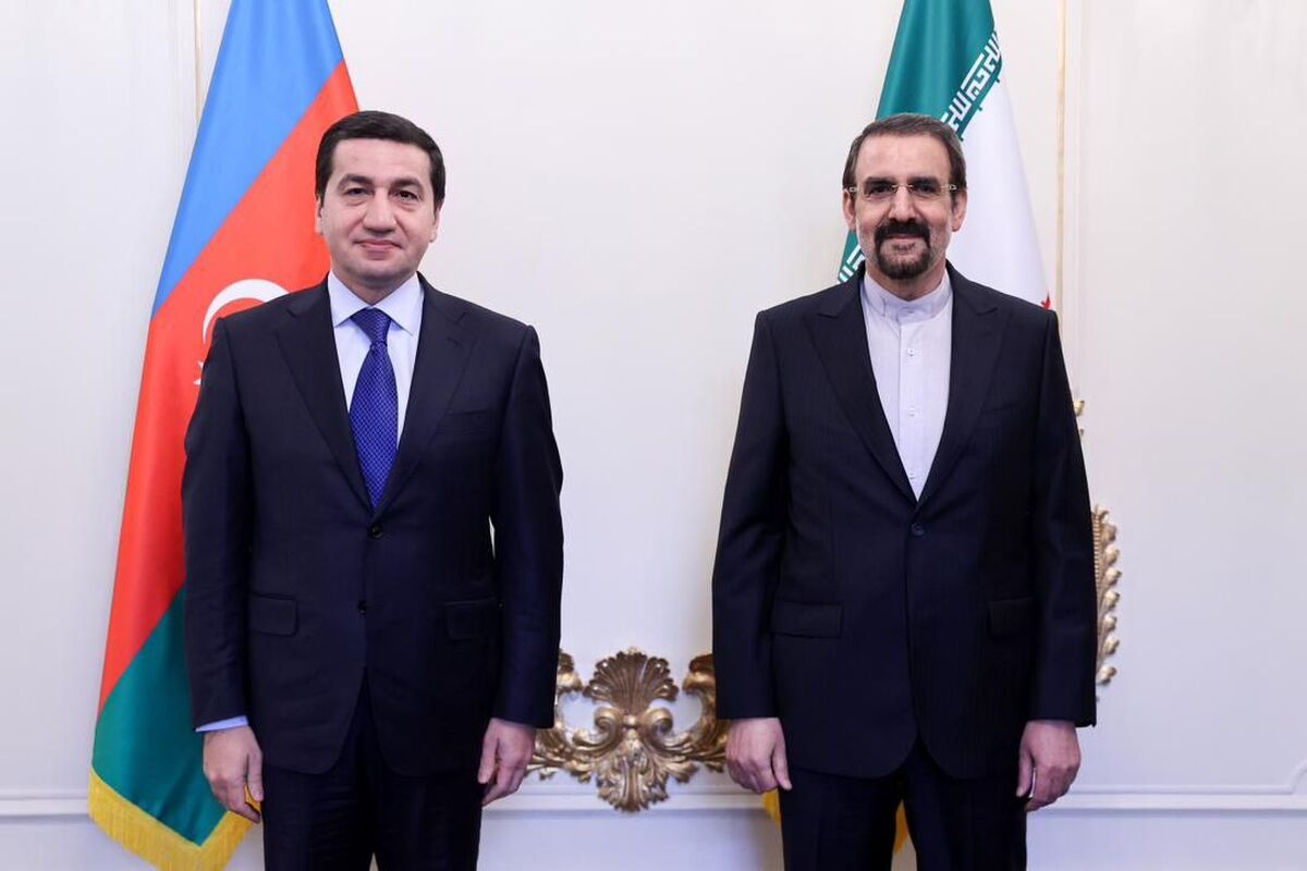 سنایی، مشاور سیاسی رئیس جمهور اسلامی ایران و حاجیوف، دستیار رئیس جمهور آذربایجان