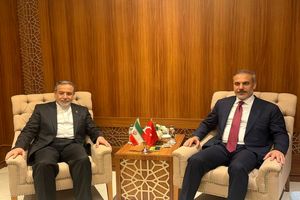 وزرای خارجه ایران و ترکیه در جده گفت‌وگو کردند