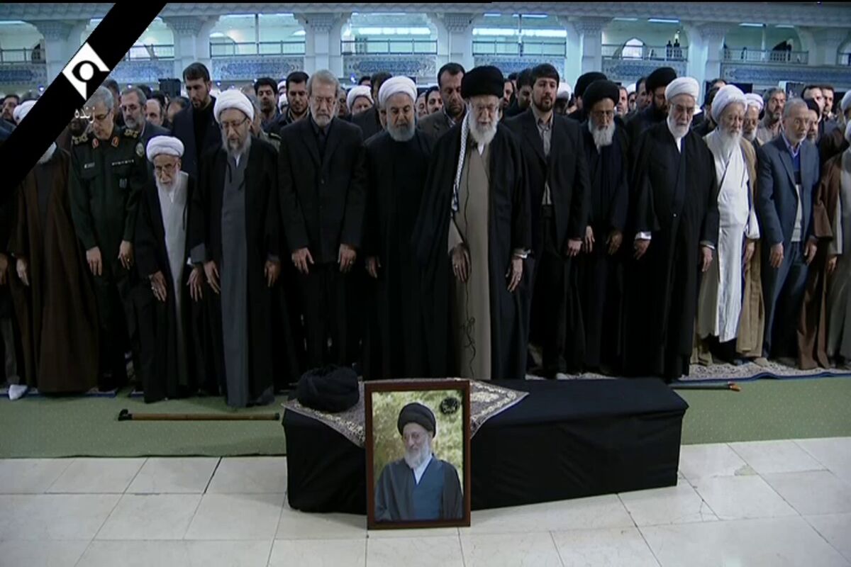 اقامه نماز هاشمی شاهرودی