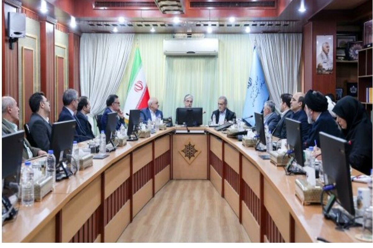 رئیس جمهور در وزارت علوم