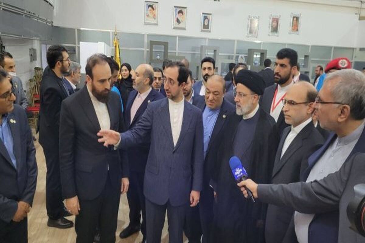 رئیسی از فروشگاه ایرانی «مگاسیس» در کاراکاس بازدید کرد