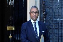 ادامه مواضع مداخله جویانه انگلیس در امور داخلی ایران