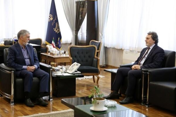 وزیر فرهنگ خواستار افزایش همکاری‌های هنری و رسانه‌ای ایران و ترکیه شد