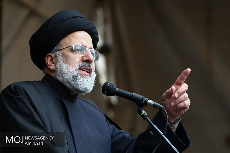 کارهای بسیاری در سیستان و بلوچستان به برکت انقلاب انجام شده است