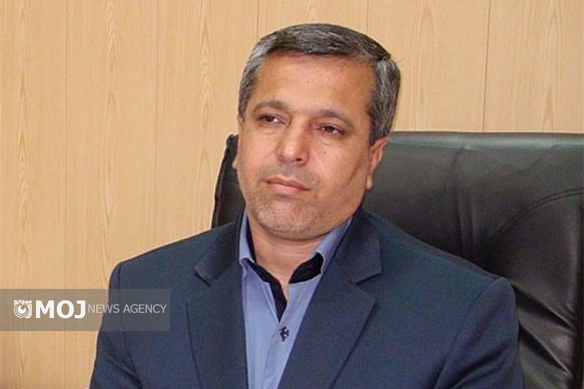 نادر فخری