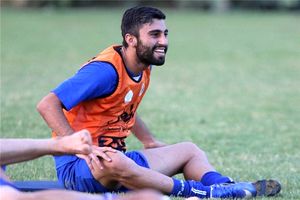 قرارداد رضایی و باقری با استقلال در هیأت فوتبال تهران به ثبت رسید + تصاویر