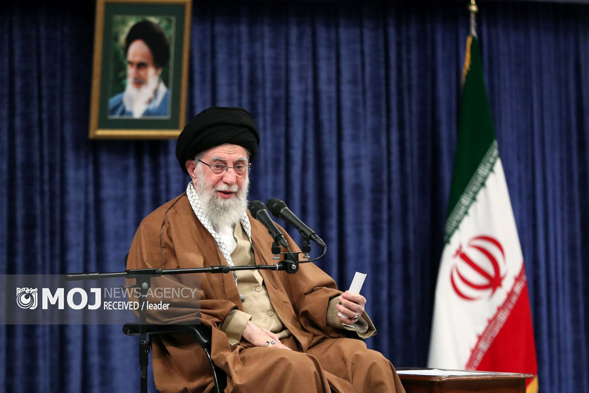 دیدار جمعی از فرماندهان نیروی هوایی و پدافند هوایی ارتش با رهبر انقلاب