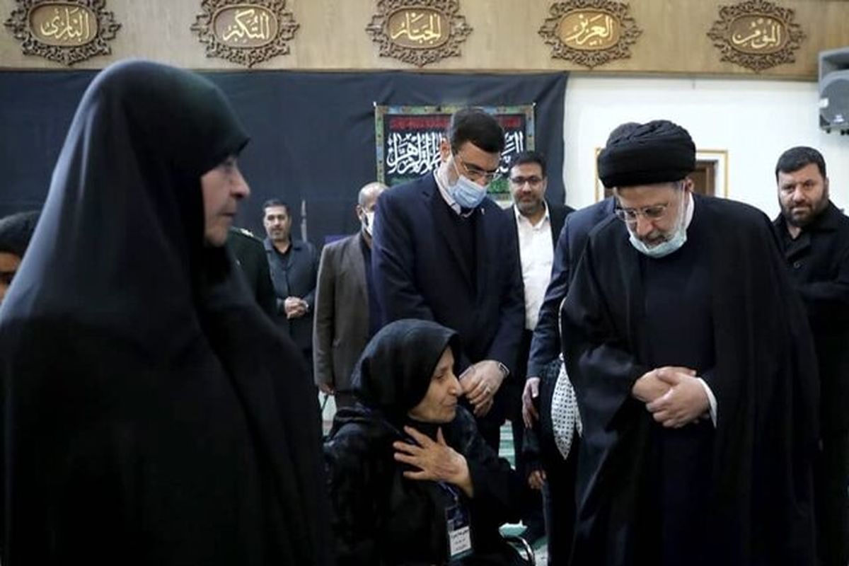 جمعی از خانواده‌های شهدا و ایثارگران از اقدامات عدالت‌محور دولت حمایت کردند