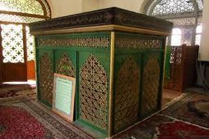 کمک یک میلیارد ریالی خیرین به امامزاده میر احمد سادات(ع) در نطنز