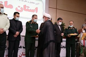 امروز در همان مسیر عاشورایی هستیم