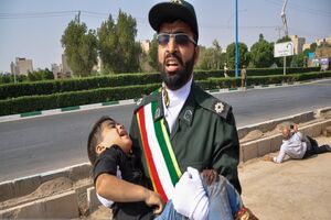 حادثه تروریستی اهواز از سوی نهادهای امنیتی در حال بررسی است/ صف مردم از تروریست ها جدا است