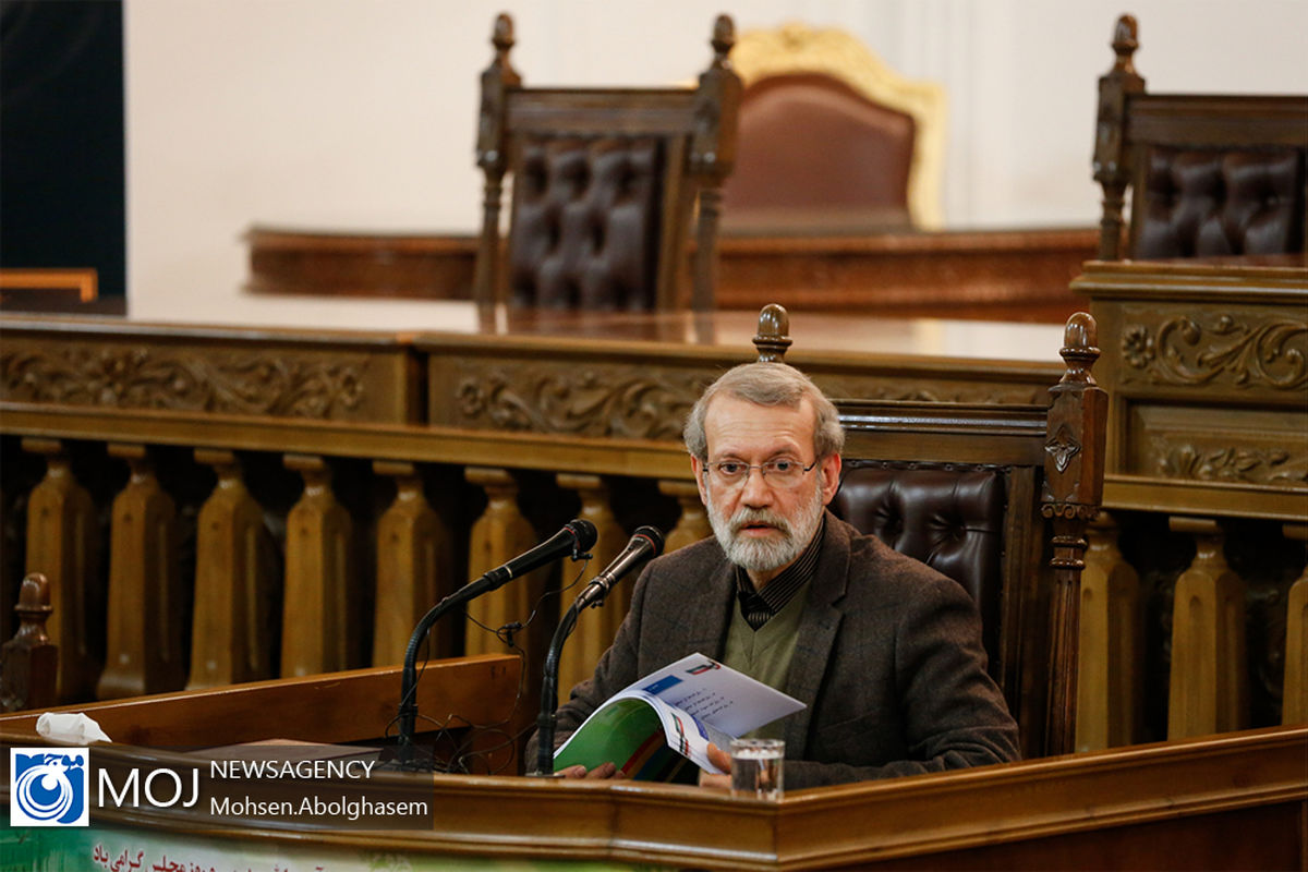 نشست خبری علی لاریجانی رییس مجلس